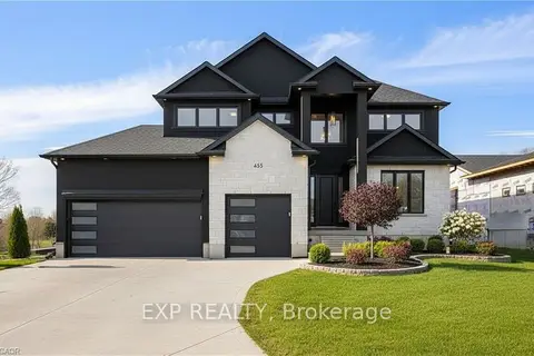 2 Avery Place