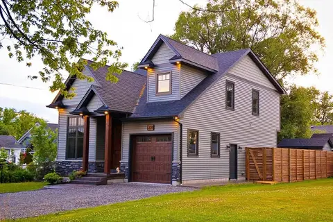 231 ROSEWOOD Avenue