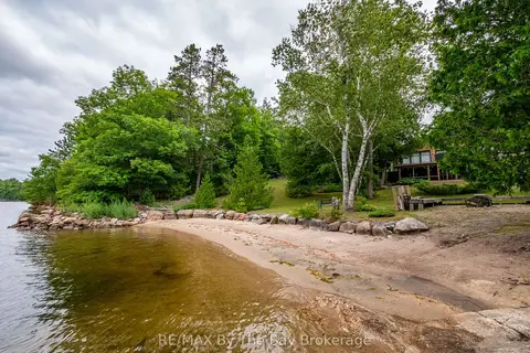 4018 Island 980 / Deer Island
