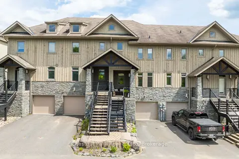 61 Rockmount Crescent