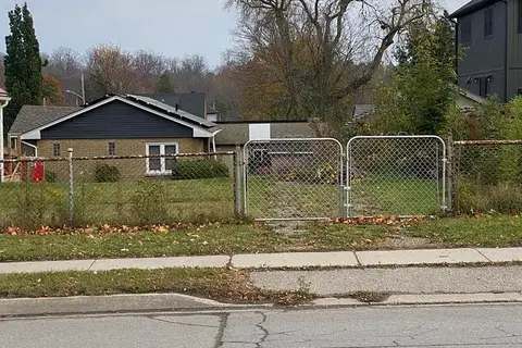 449 York Road