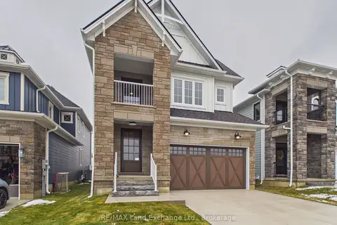 119 Inverness Street N
