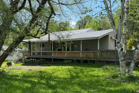 1071 Naismith Road