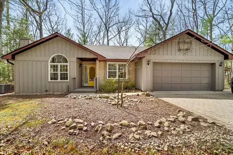 10325 Grand Oaks Drive