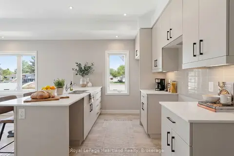 15 Cassidy Street 8