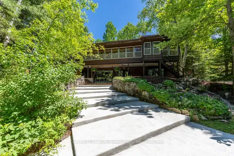 370 Highway 17 E