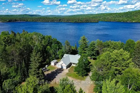 214A Centre Road