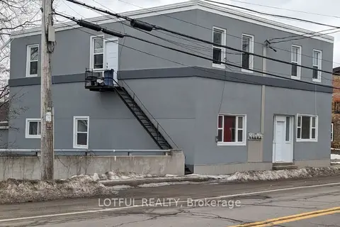 17 Main Street W 2