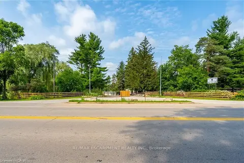 976 HWY 52