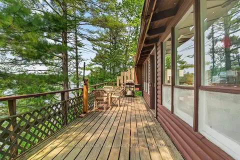 1135 Twin Island Lane