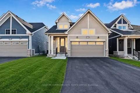 18 Oakmont Drive