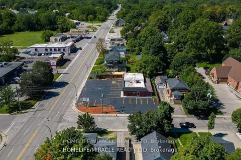 235 Dundas Street