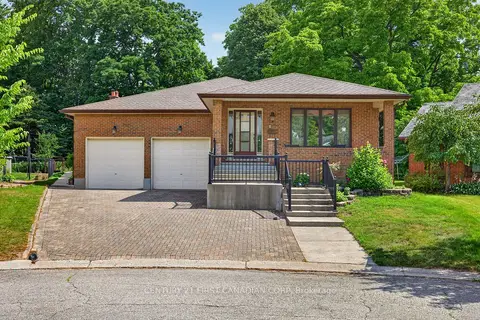 27 Stirrup Court