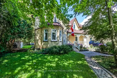 166 Dundas Street W