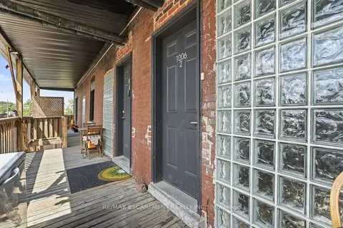 1006 King Street E 02