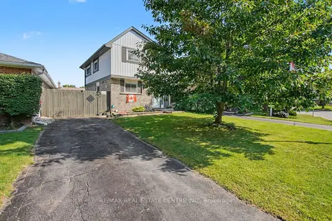4 Seaforth Court