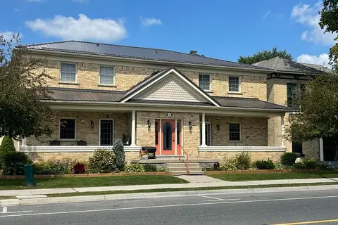 199 Talbot Street W D