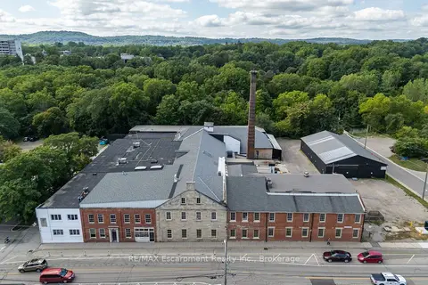 64 Hatt Street 104