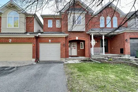 42 Hemlo Crescent