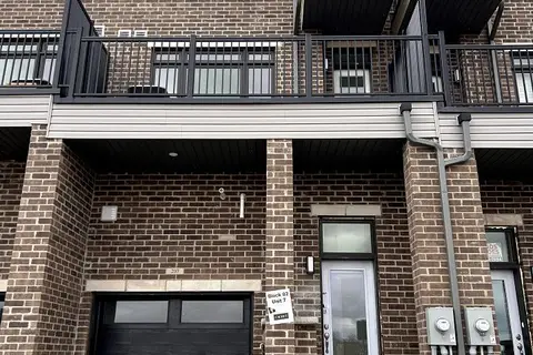 585 Colborne Street 207