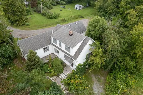 294 Moira Street E