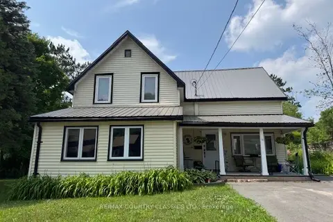 12 Hastings Street S