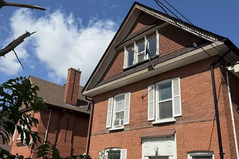 194 London Street