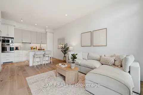 181 King Street S 608