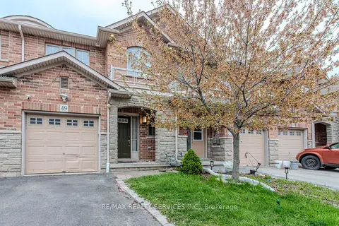 49 Marina Point Crescent N
