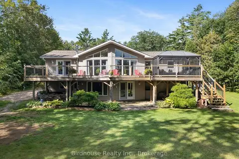 1022 Mulberry Lane
