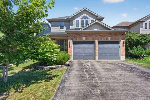 1647 Bayswater Crescent