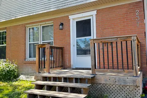 237 Homestead (Basement ) Crescent