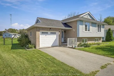 99 Westwind Crescent