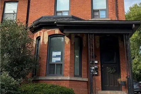 20 Canada Street 2