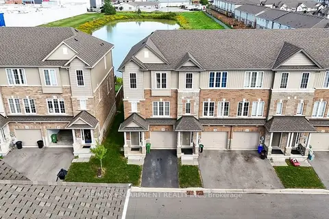 28 Canary Grass Boulevard