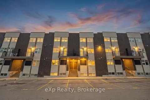 338 Albert Street 119