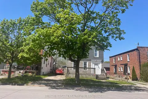 215 Mcalpine Avenue S UPPER