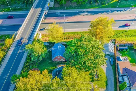 5365 Portage Road