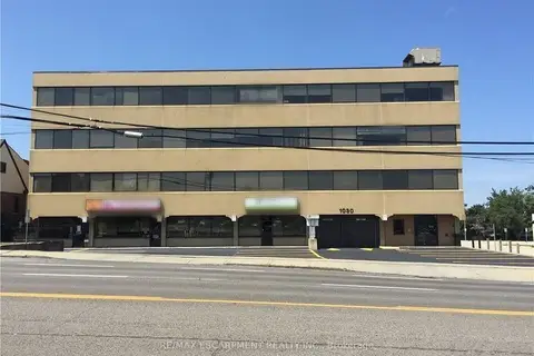 1030 Upper James Street 405