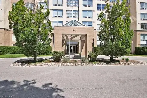 1510 Richmond Street 305
