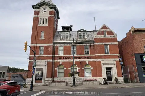 49 Manitoba Street M4