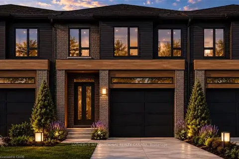 102 Bur Oak Common 67N