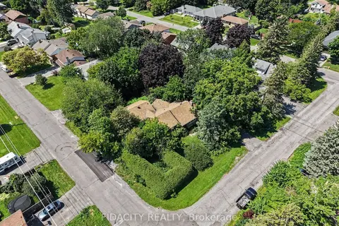 6 Malcolm Place