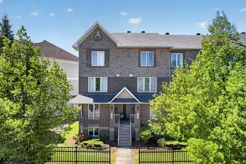256 Cresthaven Drive