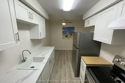 2 Worton Avenue 18