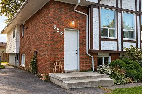 558 First Avenue Lower