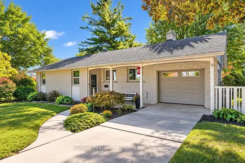 38 CALLANDER Drive
