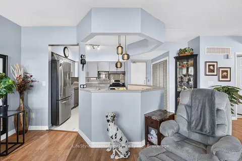 208 Silvercreek Parkway N 104