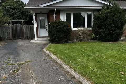 23 Fairlawn Crescent