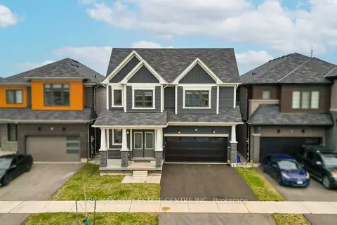 22 Oaktree Drive